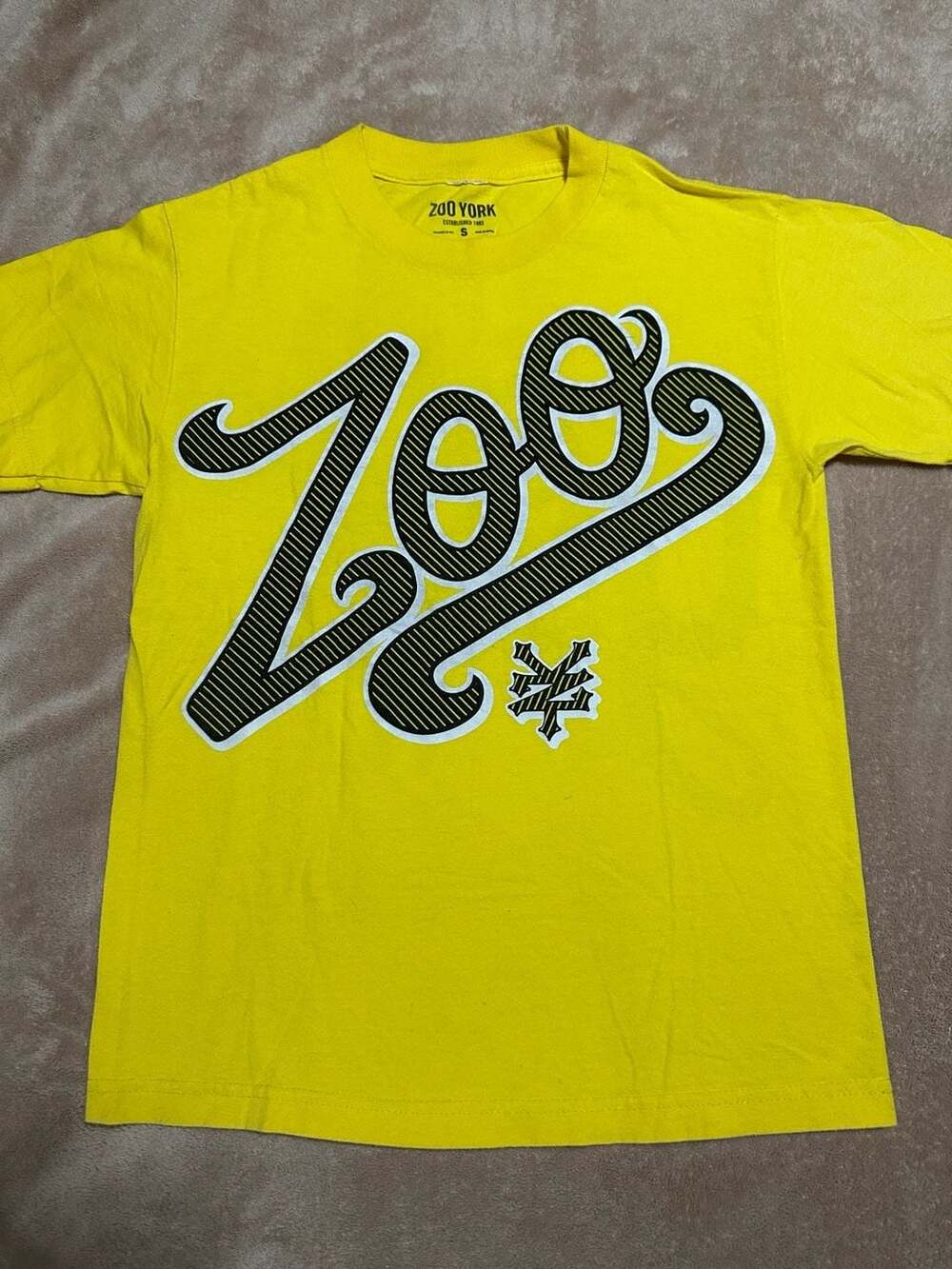 Zoo York Established 1983 Graphic T-Shirt Yellow Size S